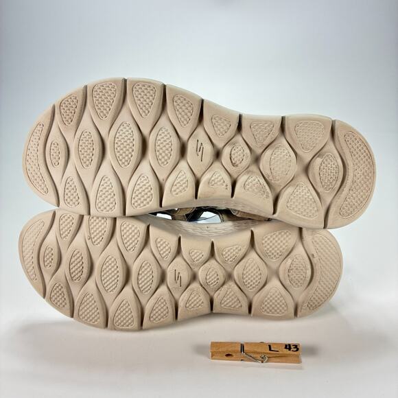 Skechers Ultra Go Walk Taupe Outdoor Walking Sandals 141450 Women's Size 10 - Picture 10 of 10